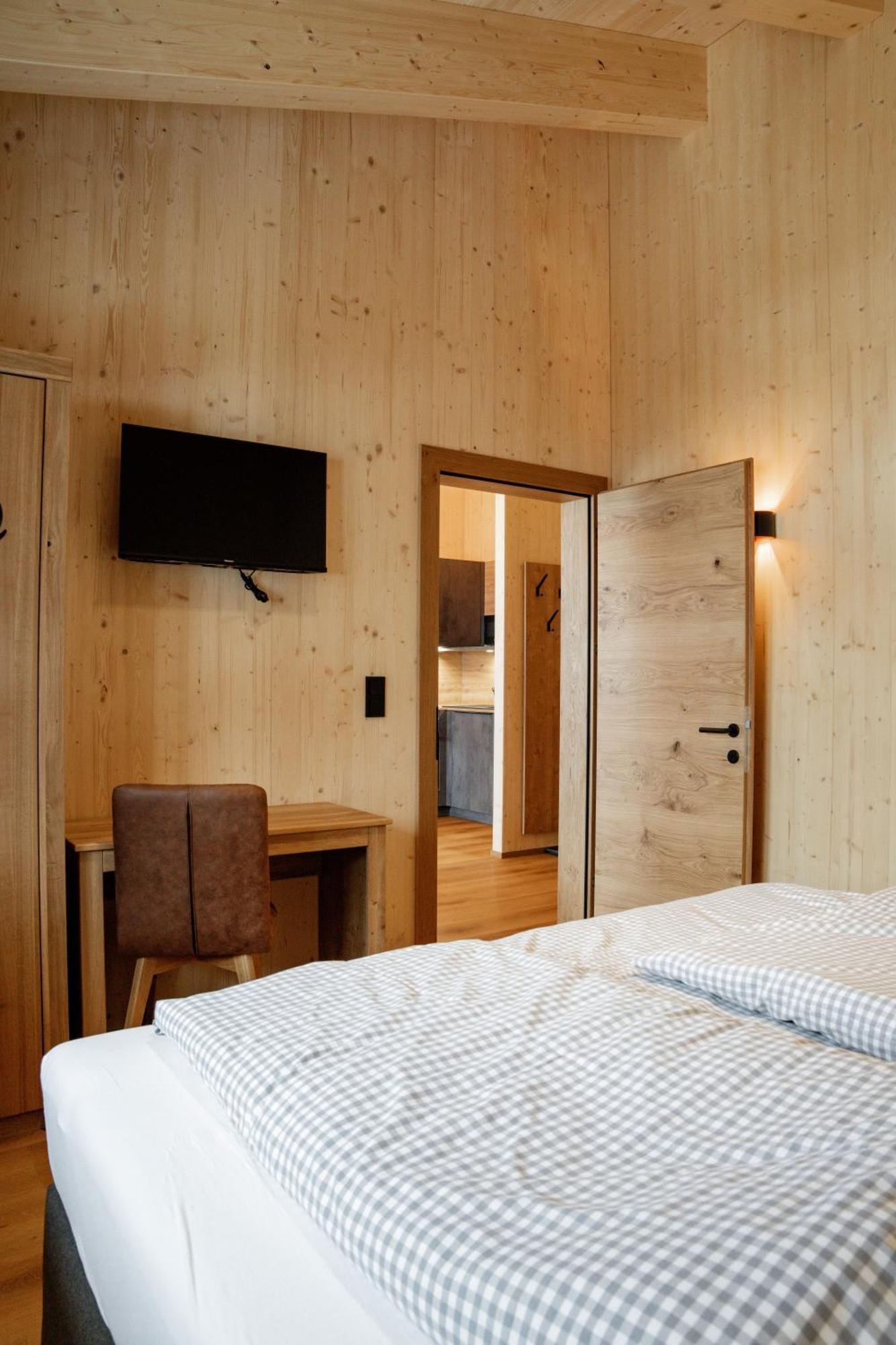Berwang Chalets - Enzian Luaran gambar
